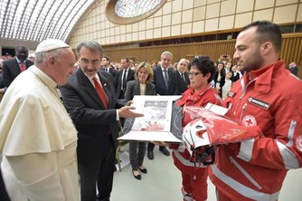 /galerije/Papa se susreo s predstavnicima Crvenog križa/Papa_primio_djelatnike_Crvenog_križa (1)_29.1.2018_114915.jpg