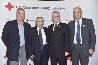 /galerije/Svečanost u povodu 140 godina HCK i akcija Za dostojanstven život/Hrvatski-crveni-kriz (13).jpg