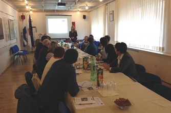 /arhiva/upload_data/site_photos/evaluation-meeting-003-large-.jpg