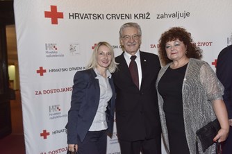 /galerije/Svečanost u povodu 140 godina HCK i akcija Za dostojanstven život/Hrvatski-crveni-kriz (9).jpg