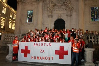 /galerije/Svjetlo za humanost/Svjetlo_za_humanost (17).jpg