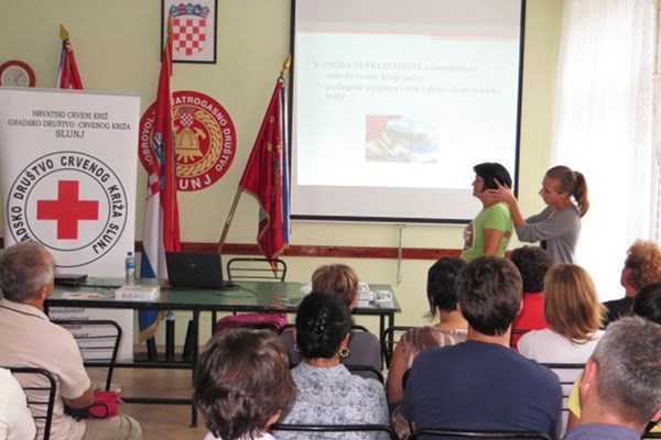 Slunj – besplatni tečaj prve pomoći 