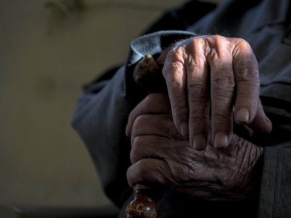 Međunarodni dan starijih osoba u Hrvatskoj dočekujemo s tisućama starijih i nemoćnih koji žive u siromaštvu