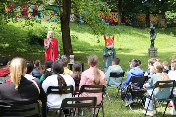 Na festivalu "Knjige u krošnjama" predstavljena slikovnica "Neobično putovanje"