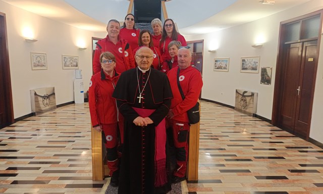 Predstavnici Hrvatskog Crvenog križa sudjelovali na Križnom putu na Ksaverskoj kalvariji